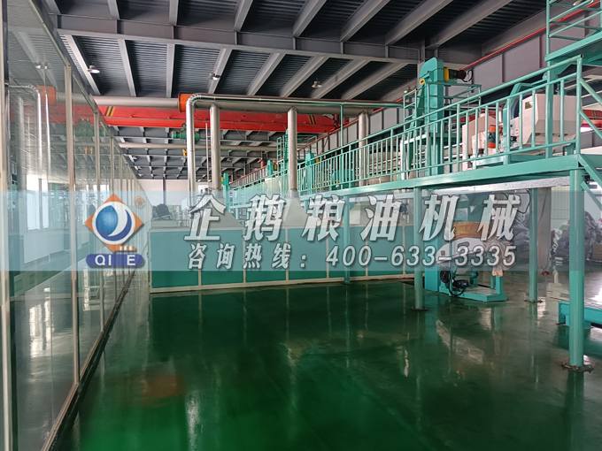 企鵝牌茶籽油雙螺桿榨油機(jī)，用心制造獲得客戶認(rèn)可(圖1)