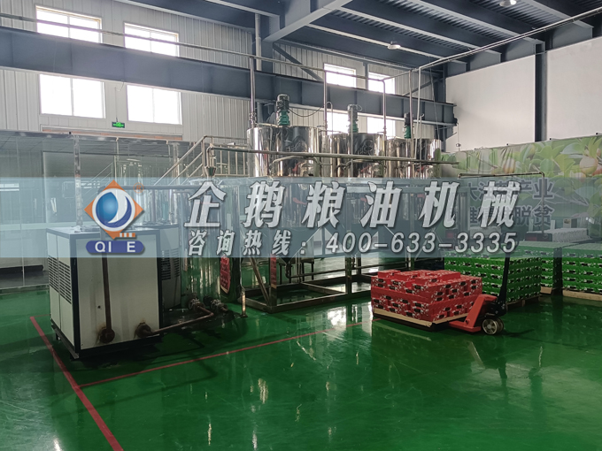 企鵝牌茶籽油雙螺桿榨油機(jī)，用心制造獲得客戶認(rèn)可(圖3)